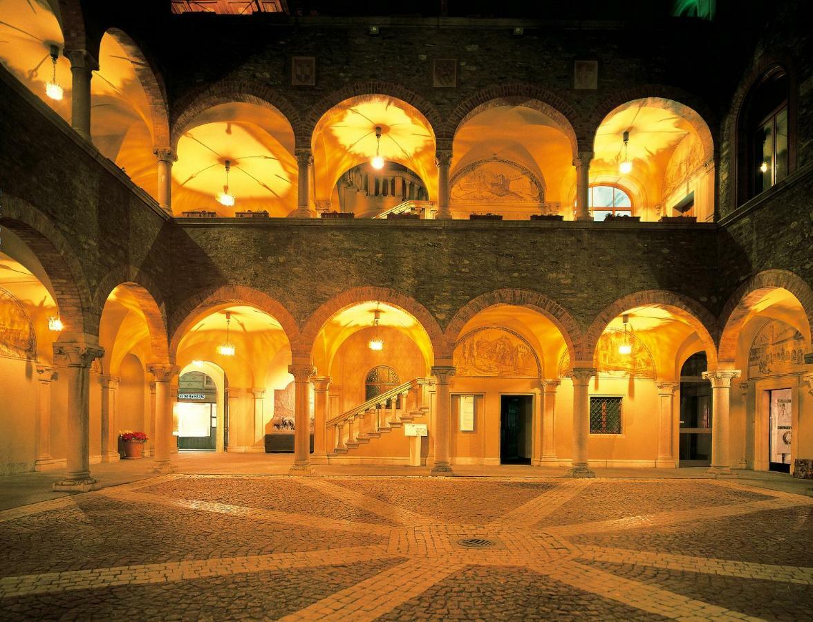 Apartamento Bellinzona Piazza Collegiata Exterior foto